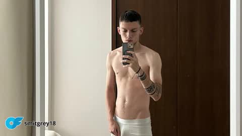 Snapshot of smitgrey chatting on March 2026 05:22:02 AM SMIT online show from March 2026 05:22:02 AM