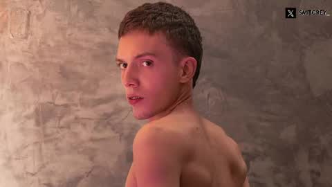 Snapshot of smitgrey chatting on April 2026 10:41:02 AM SMIT online show from April 2026 10:41:02 AM