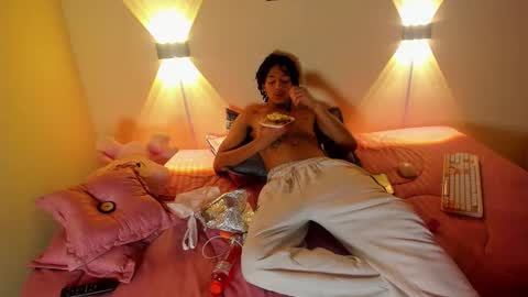 Snapshot of smith_66jr chatting on February 2026 02:19:02 AM smitt jr online show from February 2026 02:19:02 AM