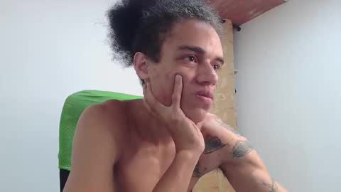 Snapshot of smith_gael chatting on December 2025 11:00:02 PM Smith Gael online show from December 2025 11:00:02 PM