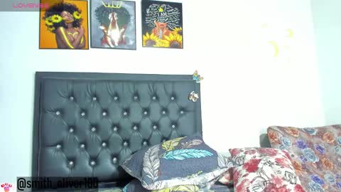 Snapshot of smith_oliver chatting on December 2024 04:17:02 AM Smith online show from December 2024 04:17:02 AM