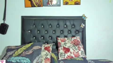 Snapshot of smith_oliver chatting on January 2025 09:36:02 AM Smith online show from January 2025 09:36:02 AM