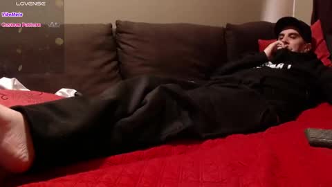 Snapshot of smoke_n_strokexxx chatting on October 2025 06:08:02 PM Master J XXX online show from October 2025 06:08:02 PM