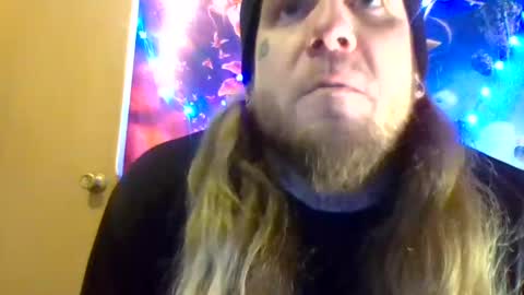 Snapshot of smokebluntafterblunt chatting on January 2025 11:22:02 PM smoke online show from January 2025 11:22:02 PM