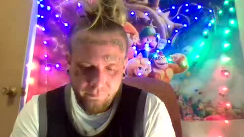 Snapshot of smokebluntafterblunt chatting on March 2025 02:21:01 AM smoke online show from March 2025 02:21:01 AM