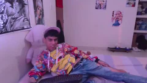 Snapshot of smoker00teddybear chatting on December 2024 10:12:02 AM teddy online show from December 2024 10:12:02 AM