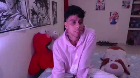 Snapshot of smoker00teddybear chatting on December 2024 07:40:02 AM teddy online show from December 2024 07:40:02 AM