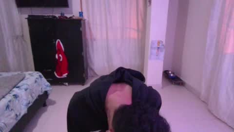 Snapshot of smoker00teddybear chatting on December 2024 08:39:02 AM teddy online show from December 2024 08:39:02 AM