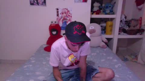 Snapshot of smoker00teddybear chatting on January 2025 06:52:01 AM teddy online show from January 2025 06:52:01 AM