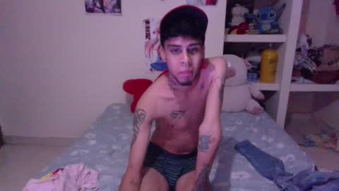 Snapshot of smoker00teddybear chatting on January 2025 09:54:02 AM teddy online show from January 2025 09:54:02 AM