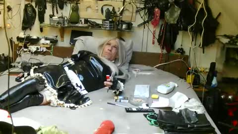 smokeslut365 online show from February 2026 05:12:02 AM