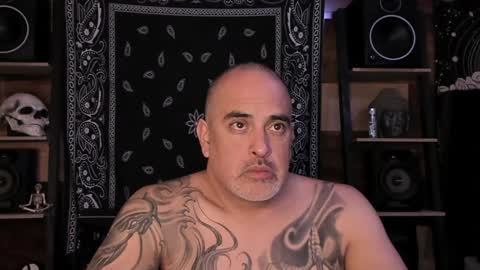 Snapshot of smokey915 chatting on January 2025 04:00:02 AM Smokey915 online show from January 2025 04:00:02 AM