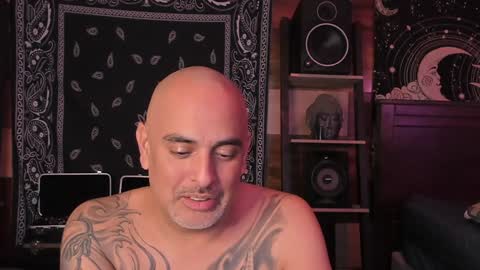 Snapshot of smokey915 chatting on January 2025 05:41:02 AM Smokey915 online show from January 2025 05:41:02 AM