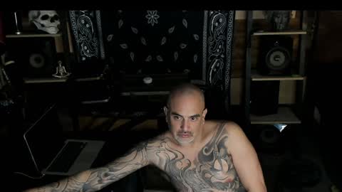 Snapshot of smokey915 chatting on January 2025 06:20:02 AM Smokey915 online show from January 2025 06:20:02 AM