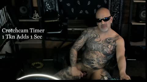 Snapshot of smokey915 chatting on January 2025 02:59:01 PM Smokey915 online show from January 2025 02:59:01 PM