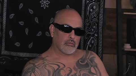 Snapshot of smokey915 chatting on February 2025 07:10:01 PM Smokey915 online show from February 2025 07:10:01 PM