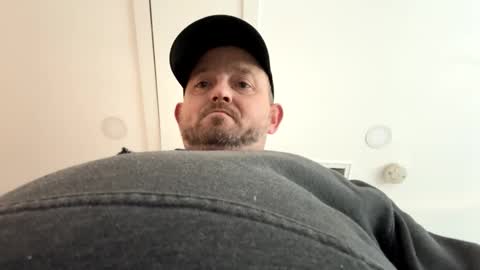 smokeymt420 online show from February 2026 07:51:02 PM