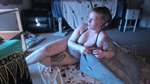 Snapshot of smokihippi chatting on December 2024 08:16:01 PM Big Dawg online show from December 2024 08:16:01 PM