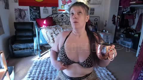 Snapshot of smokihippi chatting on January 2025 09:39:02 PM Big Dawg online show from January 2025 09:39:02 PM