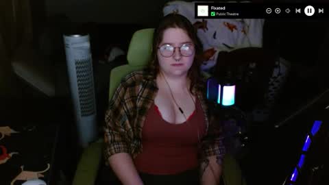 Snapshot of smolswisrol chatting on February 2026 02:43:01 PM SmolSwisrol online show from February 2026 02:43:01 PM