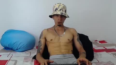 Snapshot of smooke_skinny chatting on September 2025 07:15:02 PM Daniel Aston online show from September 2025 07:15:02 PM