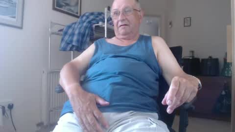 smoothmutton online show from June 2026 12:09:02 PM