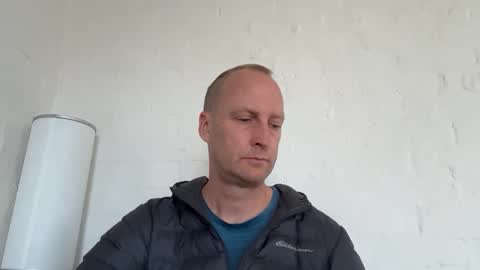 Snapshot of smoothroundbottom chatting on October 2025 02:52:01 AM KinkyDonks online show from October 2025 02:52:01 AM