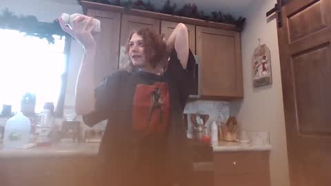 Snapshot of smoothvodka chatting on February 2025 04:46:01 PM Bambi--Vodka online show from February 2025 04:46:01 PM