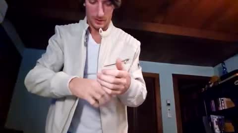 Snackyyyy online show from March 2026 12:38:01 AM