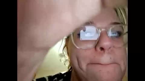 snapperzapper95 online show from January 2026 05:49:02 PM