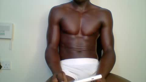 Snapshot of sneaky_link2 chatting on February 2025 08:06:01 AM papi online show from February 2025 08:06:01 AM