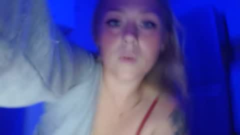 Snapshot of sneakyalicek chatting on September 2025 01:53:01 AM sneakyalicek online show from September 2025 01:53:01 AM