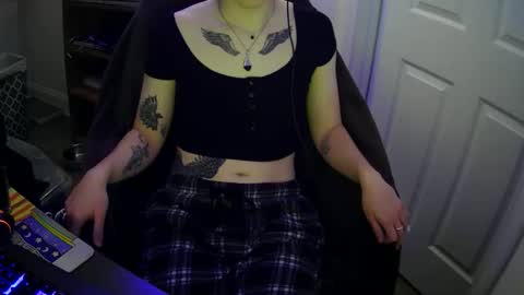 snezballer online show from January 2026 12:38:01 AM