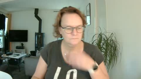 Snoeske and Woodwurm online show from January 2025 09:39:01 AM