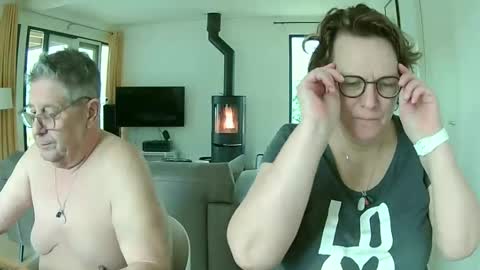 Snoeske and Woodwurm online show from January 2025 11:24:01 AM