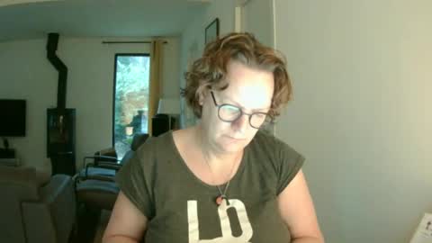 Snoeske and Woodwurm online show from March 2025 06:10:02 AM