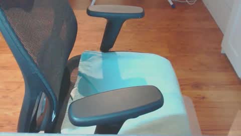 Cbt-Slave online show from September 2025 05:01:02 AM