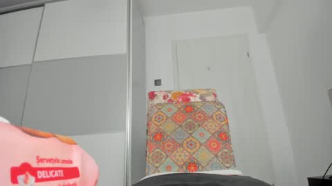 Snapshot of snow_flakee chatting on January 2025 08:11:02 AM Maria online show from January 2025 08:11:02 AM