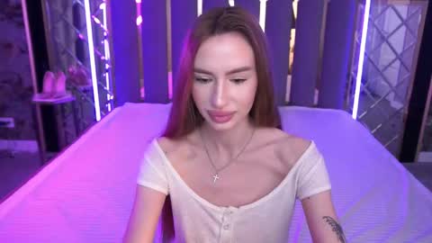 snow_whiteeex online show from May 2026 05:36:02 AM