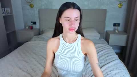 snow_whiteeex online show from June 2026 04:39:02 AM