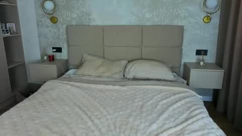 snow_whiteeex online show from July 2026 04:58:02 AM