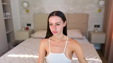 snow_whiteeex online show from July 2026 02:08:02 PM