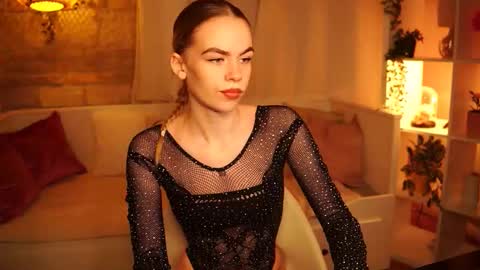 Snapshot of snowbarbieee chatting on January 2025 08:28:02 AM Hanna online show from January 2025 08:28:02 AM