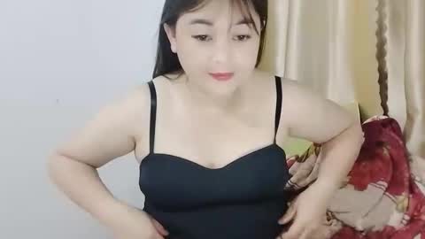 Snapshot of snowcum00 chatting on March 2026 05:12:02 PM snow online show from March 2026 05:12:02 PM