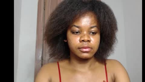 Snapshot of snowdrop5 chatting on September 2025 11:30:02 PM snowdrop5 online show from September 2025 11:30:02 PM