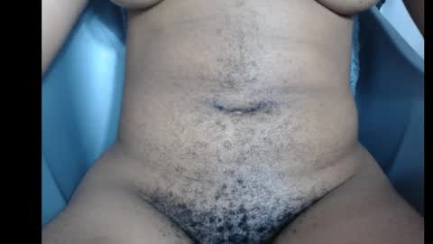 Snapshot of snowdrop5 chatting on October 2025 11:27:02 PM snowdrop5 online show from October 2025 11:27:02 PM