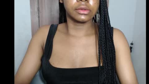 Snapshot of snowdrop5 chatting on October 2025 10:01:01 PM snowdrop5 online show from October 2025 10:01:01 PM