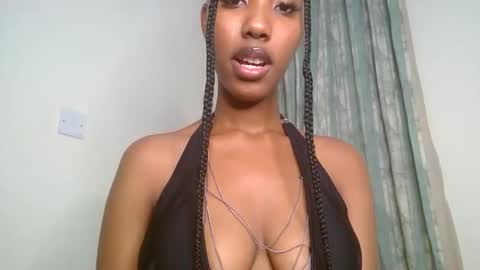 snowfox254 online show from October 2025 07:03:02 PM