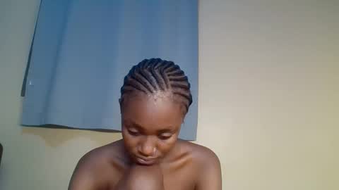 Snapshot of snowie_eyes chatting on January 2026 12:36:01 AM Snowie eyes online show from January 2026 12:36:01 AM