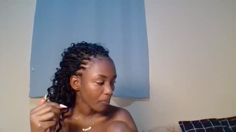 Snowie eyes online show from February 2026 12:34:01 PM